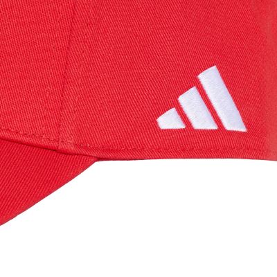 4. Adidas Bayern München rote Baseballkappe KT3395