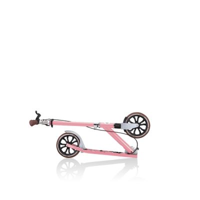 4. Globber NL 205 Dluxe Jr 685-210 Scooter
