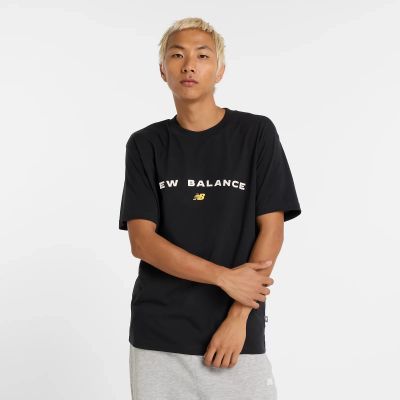 6. New Balance – T-Shirt „Reimagined Graphic M“ MT51506BK