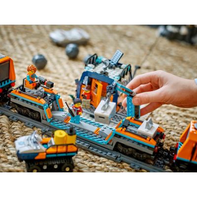 9. LEGO City 60470 Polar-Express der arktischen Entdecker