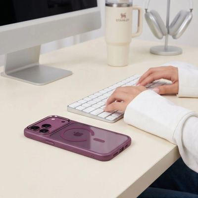 5. Tech-Protect Magmat Magsafe CC Hülle für iPhone 17 Pro / 18 Pro - Transparentes Burgunderrot