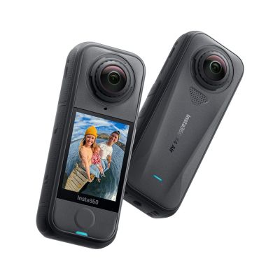 4. Insta360 X4 Air Standard Bundle – 360°-Kugelgelenkkamera