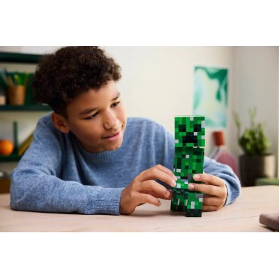 8. LEGO Minecraft 21276 Creeper