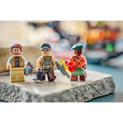 12. LEGO Jurassic World 77983 – Mosasaurus-Bootsangriff