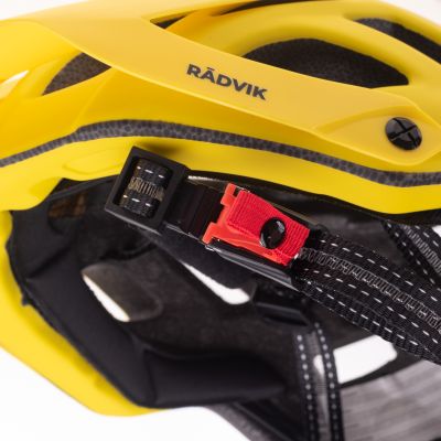 5. ENDURO Helm