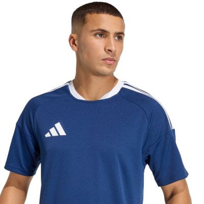 5. adidas Tiro 26 Wettkampftrikot für Herren, Marineblau und Weiß, KA6168