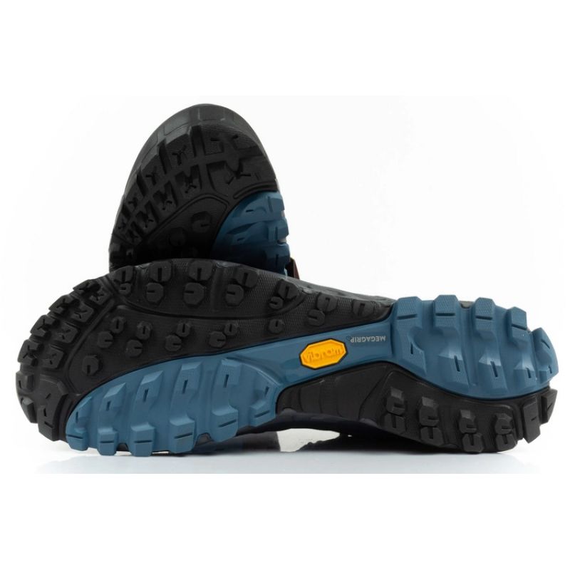 9. Aku Selvatica Mid Gore-Tex M 672 593 Schuhe