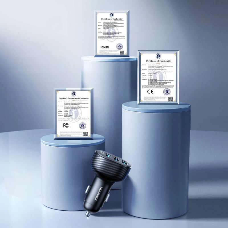 11. Joyroom JR-CCD03 3,4A Kfz-Ladegerät mit Display und 3x USB-A-Anschlüssen – Schwarz