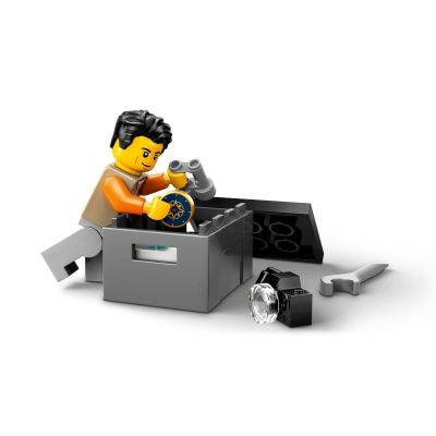 7. LEGO CITY 60447 4x4 Berg-Geländewagen