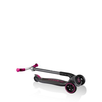 6. Globber Master Prime 3-Rad-Scooter / Schwarz - Neonpink 664-110