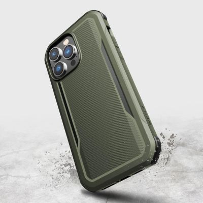 8. Raptic X-Doria Fort Case iPhone 14 Pro mit gepanzerter MagSafe-Hülle grün