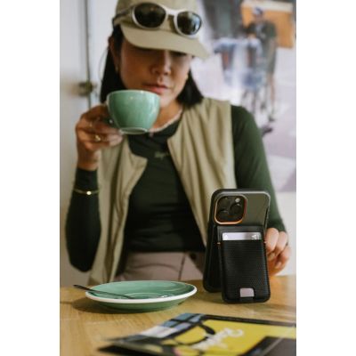 10. Urban Armor Gear 964445113940 Handyhüllen-Zubehör