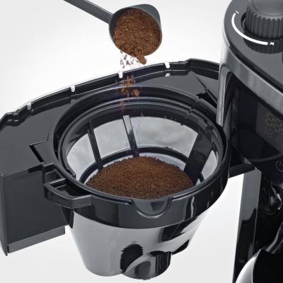 6. Kaffeemaschine mit Mahlwerk KA 4813 SEVERIN