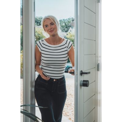 31. Yale Linus Smart Lock L2 Lite Silber Intelligentes Türschloss
