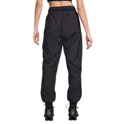 2. Nike Sportswear Classic Wovens Damenhose FV7660-010
