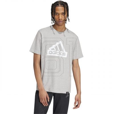2. adidas Modern Essentials Graphic T-Shirt M IW2648