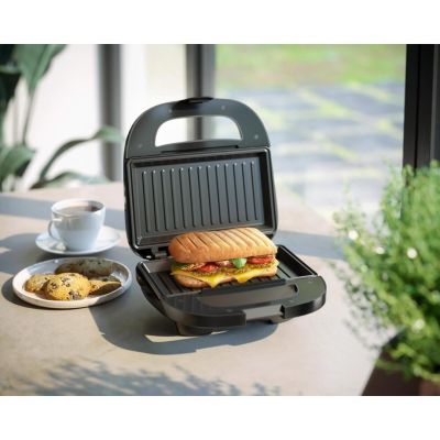 9. PHILIPS HD 2330/90 Toaster