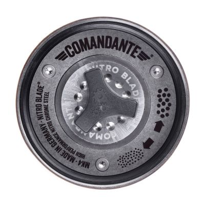 12. C40 MK4 Nitro Virginia Walnut Comandante Kaffeemühle