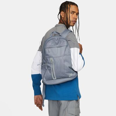 7. Nike Elemental Premium Rucksack DN2555-493