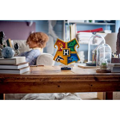 11. LEGO Harry Potter 76462 - Hogwarts-Wappen