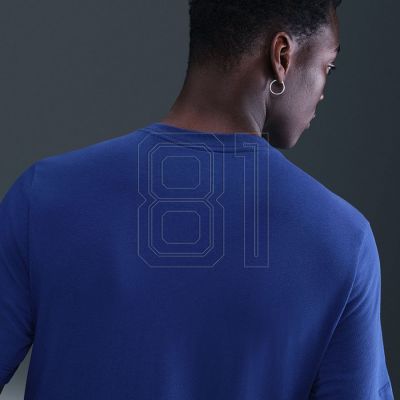 5. Nike FC Barcelona Wappen-T-Shirt M HQ8396-455