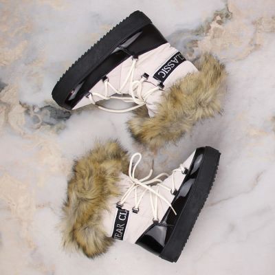 7. Plateau-Schneestiefel mit Schnürung und Fell Vinceza W JAN262 beige