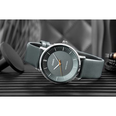 6. Herrenuhr CASIO MTP-VT04L-8EDF + Box