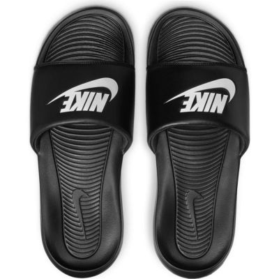 10. Nike Victori One M CN9675 002 Pantoletten