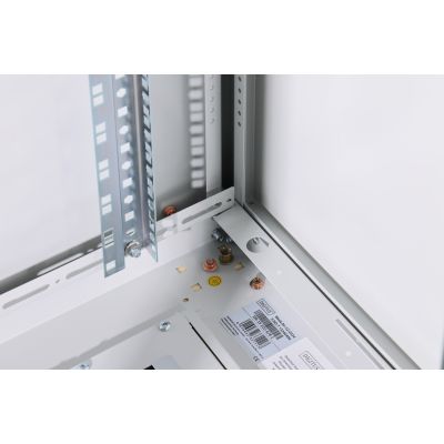 3. Digitus Unique Netzwerkschrank - 600x800 mm (BxT)