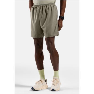 3. Herren-Shorts Odlo ESSENTIAL 6 INCH Short, beige