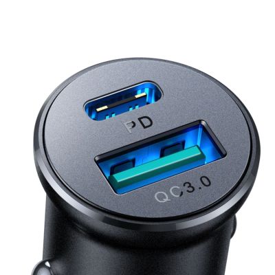 4. Joyroom JR-CCN05 30W USB-A/USB-C Mini-Autoladegerät – Schwarz
