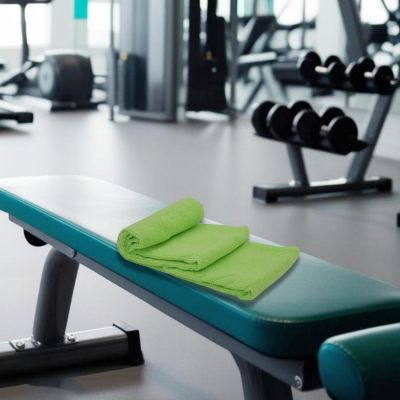3. Schnelltrocknendes Sporthandtuch mit Aufbewahrungstasche 80 x 40 cm, Dunlop Grün
