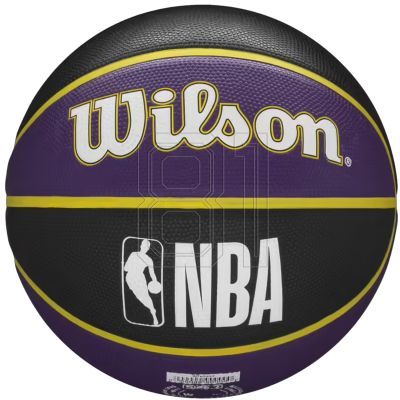 2. Wilson NBA Team Los Angeles Lakers Ball WTB1300XBLAL