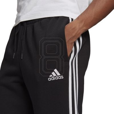 5. adidas Essentials Tapered Elasticcuff 3-Streifen Hose M GK8822