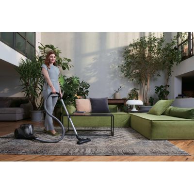32. Hoover HP105HM 011 2 l Staubsauger, beutellos, 700 W