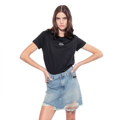 6. Pinko Logo Bussolotto T-Shirt W 100355A0KO