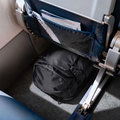 12. Tech-Protect Defender S70 RYANAIR & WIZZAIR 24L Laptop-Rucksack – Schwarz