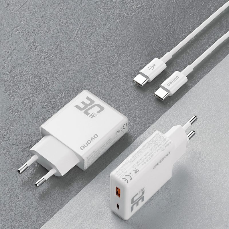 3. Dudao A30EUT 30W GaN-Wandladegerät USB-A / USB-C + USB-C - USB-C-Kabel - Weiß