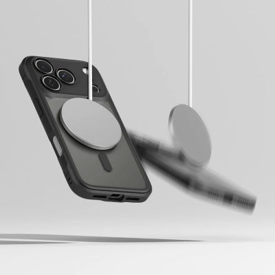 6. Ringke Fusion Bold Magnetic MagSafe Case für iPhone 17 Pro - Mattschwarz