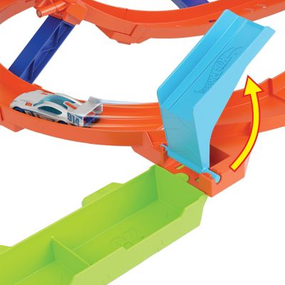 13. Hot Wheels Action Set Loop Cyclone Challenge HTK16 MATTEL