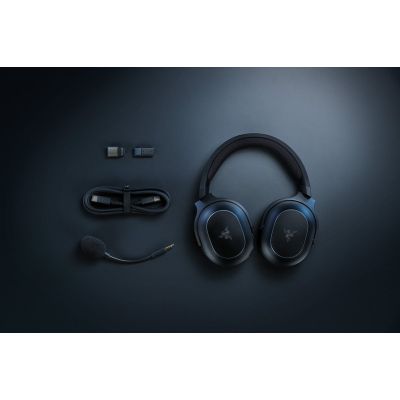 4. Razer Barracuda X Chroma Headset, kabellos, Over-Ear, schwarz