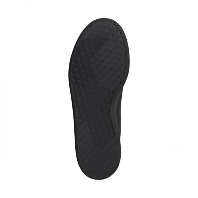 6. Adidas Court Urban M JI1049 Schuhe