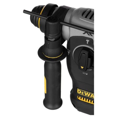 47. DEWALT DCK305P3T Elektrowerkzeug-Kombinationsset (DCF887+DCH273+DCG405)