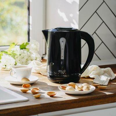 9. ADLER AD 1244b Wasserkocher schwarz