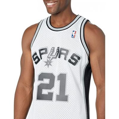 4. Mitchell & Ness Herren San Antonio Spurs NBA Swingman Jersey Duncan SMJYCP19247-SASWHIT98TDU
