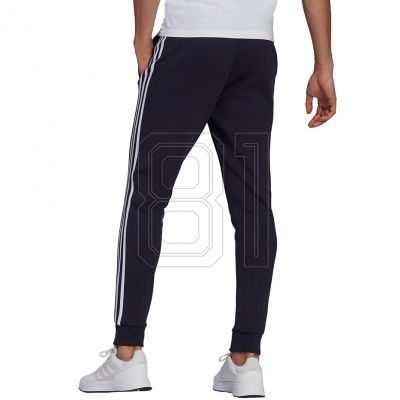 4. adidas Essentials Fleece Tapered Cuff 3-Band M GK8823 Hose