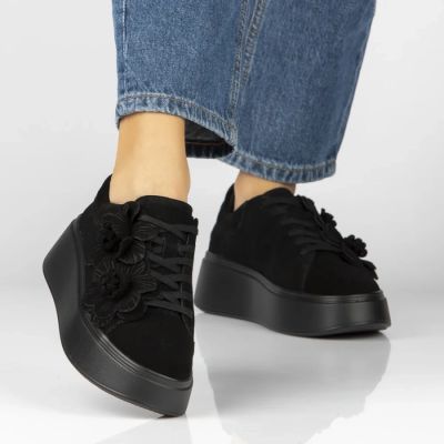 7. Damen-Sneaker aus Leder mit Plateausohle und Blumenmuster, Wildleder, schwarz, Filippo DP8113