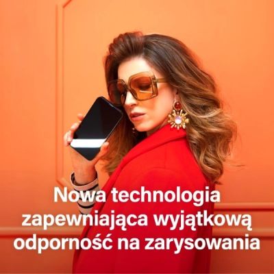 5. PanzerGlass Ultra-Wide Fit gehärtetes Glas mit Positionierer für iPhone 15 Pro