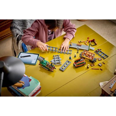 2. LEGO City 60511 – Retro-Zug mit Dampflokomotive
