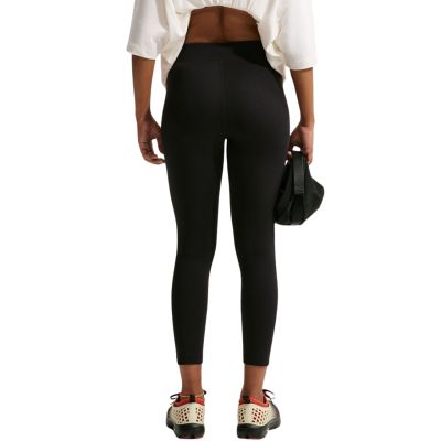 2. Nike Sportswear Classic Damen-Leggings Schwarz DV7789 011
